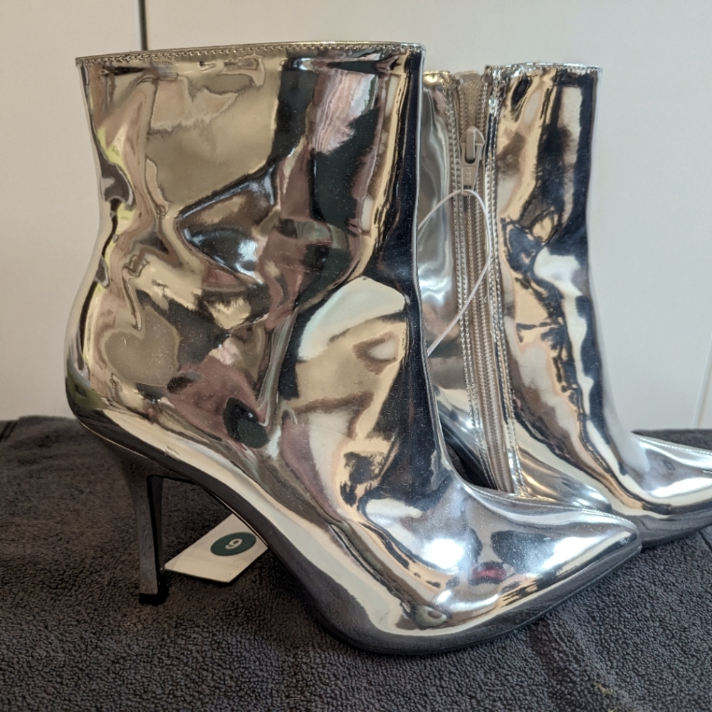 Target A New Day chrome boots Size 9